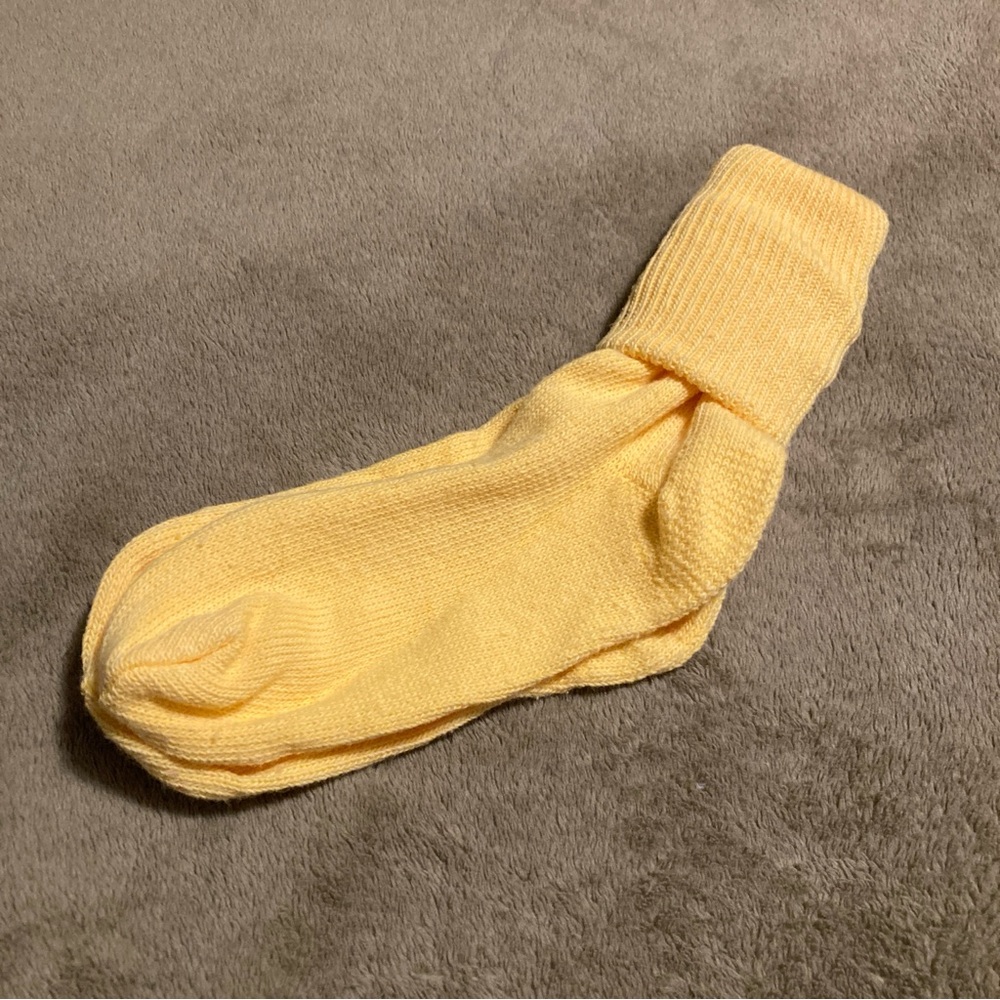 NWOT Socks Vintage 80s 90s Cuffed Yellow Size M Medium